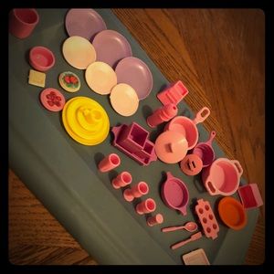 Vintage Barbie 1980s Kitchen Accessories